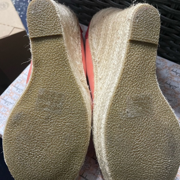 DOTS Peach and Pink wedge Platform sandals Size 9 - Picture 3 of 3